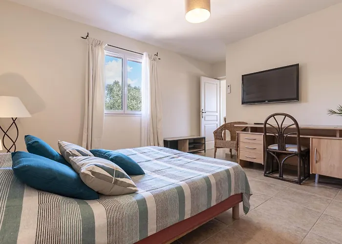 Muratello By Interhome * Порто-Веккьо